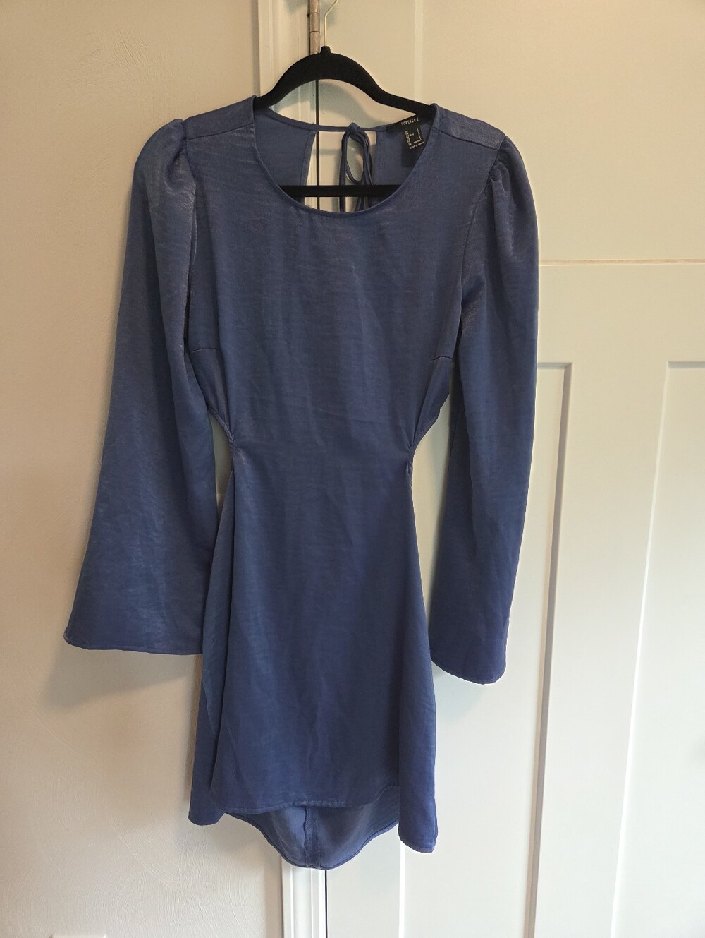 Forever 21 Blue Long Sleeve Satin Backless Dress Size Large